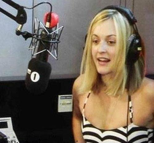 百万女主播萱萱图片,网络红人的崛起之路